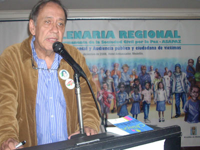 Oscar Tulio Lizcano-Ex secuestrado, durante la reciente Plenaria Regional de Asapaz, Antioquia